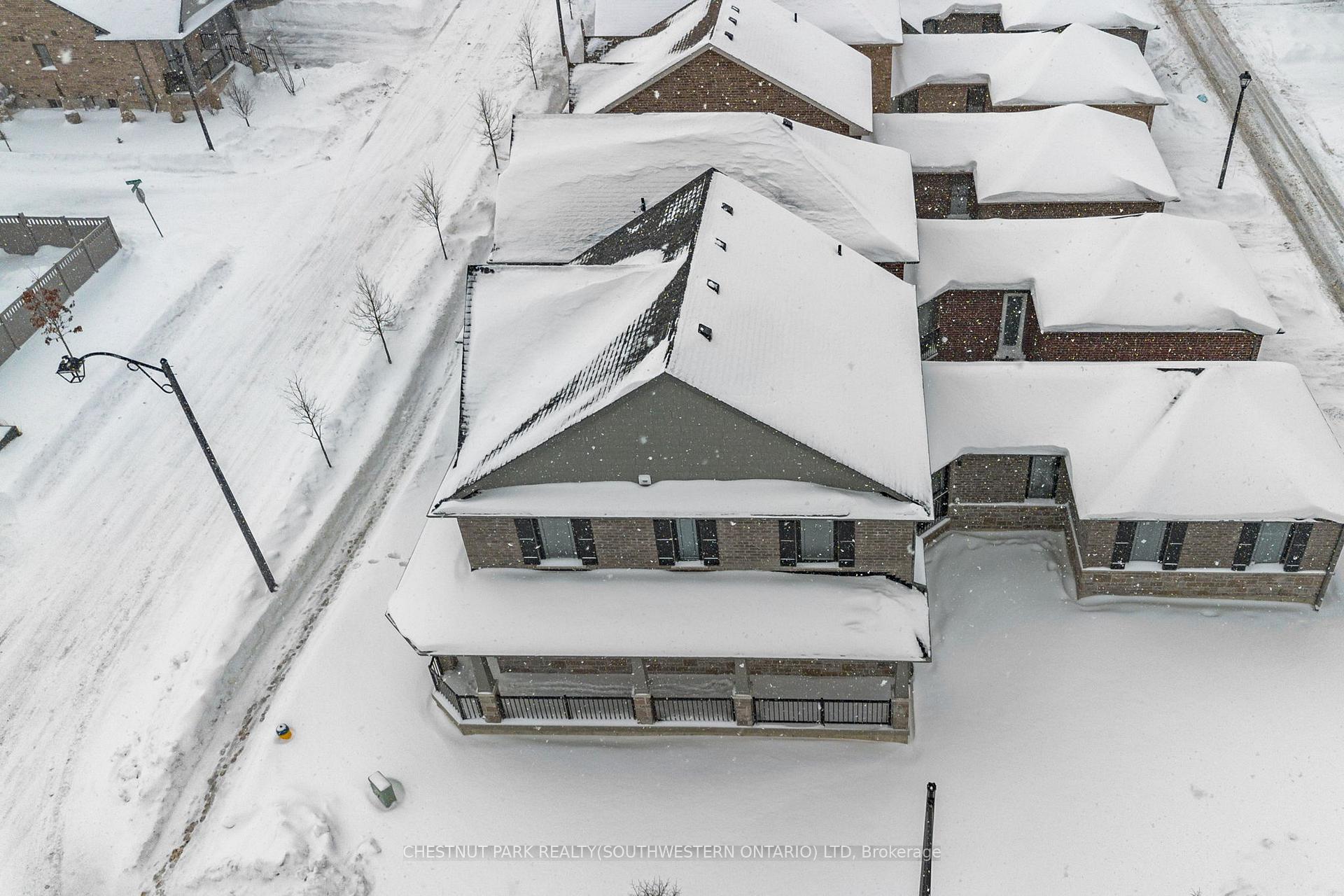 Photo 3 of 300 Noftall Gardens, Peterborough, Northcrest Ward 5 — HOMEH