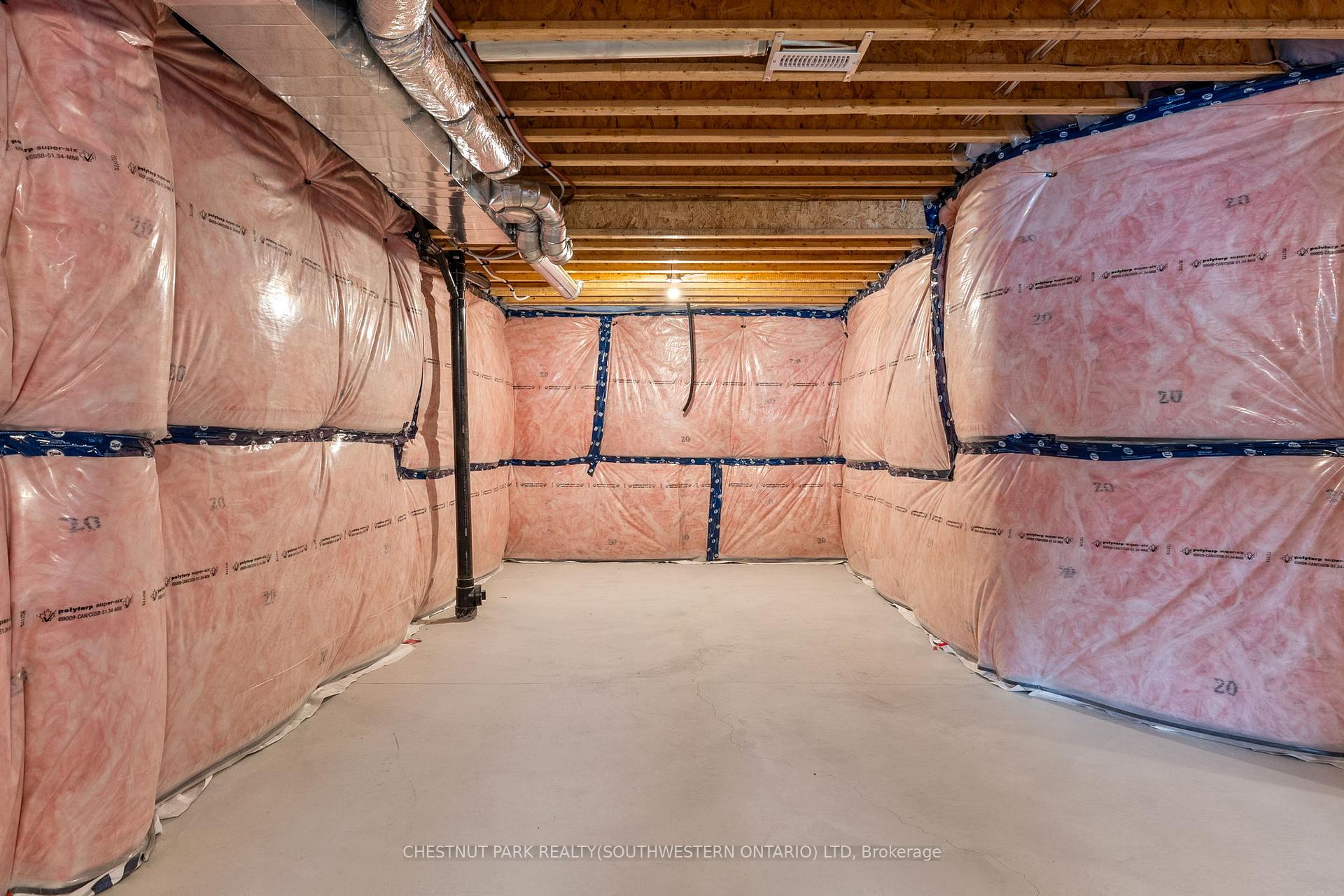 Photo 31 of 300 Noftall Gardens, Peterborough, Northcrest Ward 5 — HOMEH