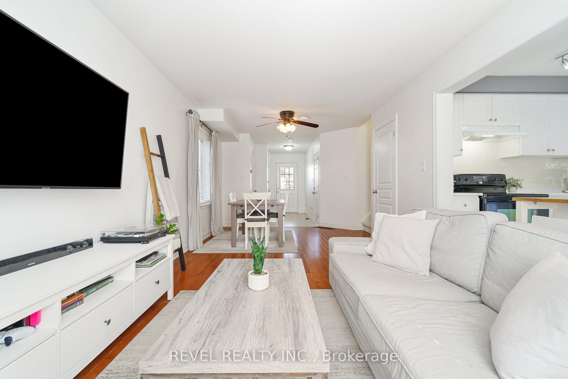 Photo 16 of Unit 35, 222 Fall Fair Way, Hamilton, Binbrook — HOMEH