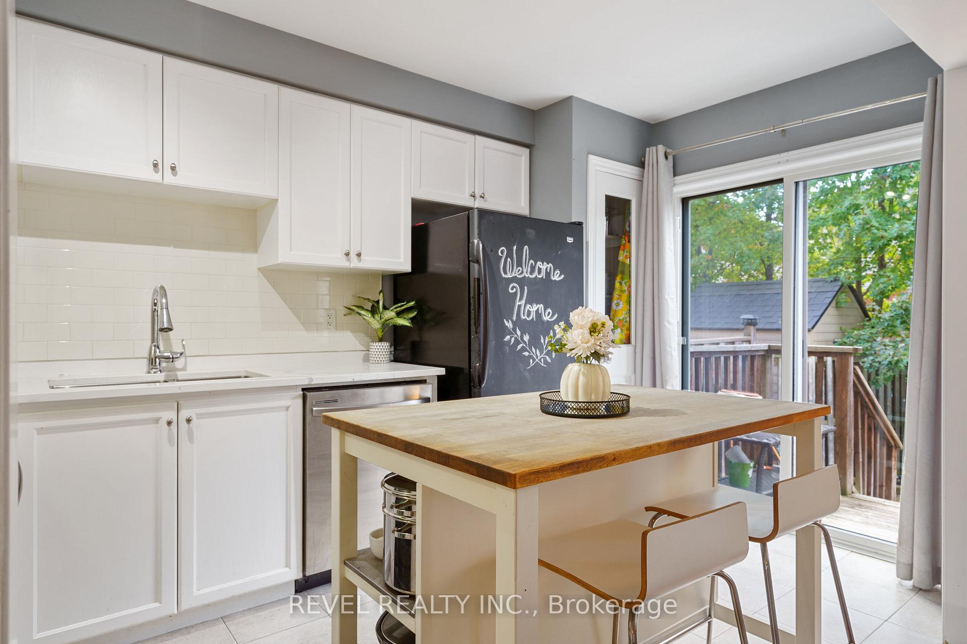Photo 19 of Unit 35, 222 Fall Fair Way, Hamilton, Binbrook — HOMEH