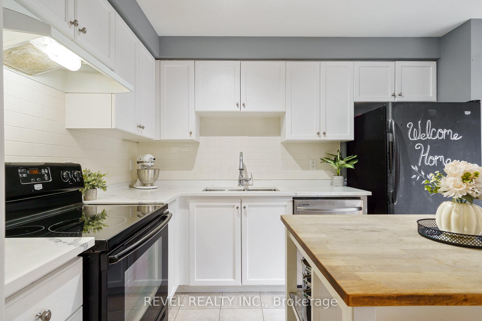 Photo 20 of Unit 35, 222 Fall Fair Way, Hamilton, Binbrook — HOMEH