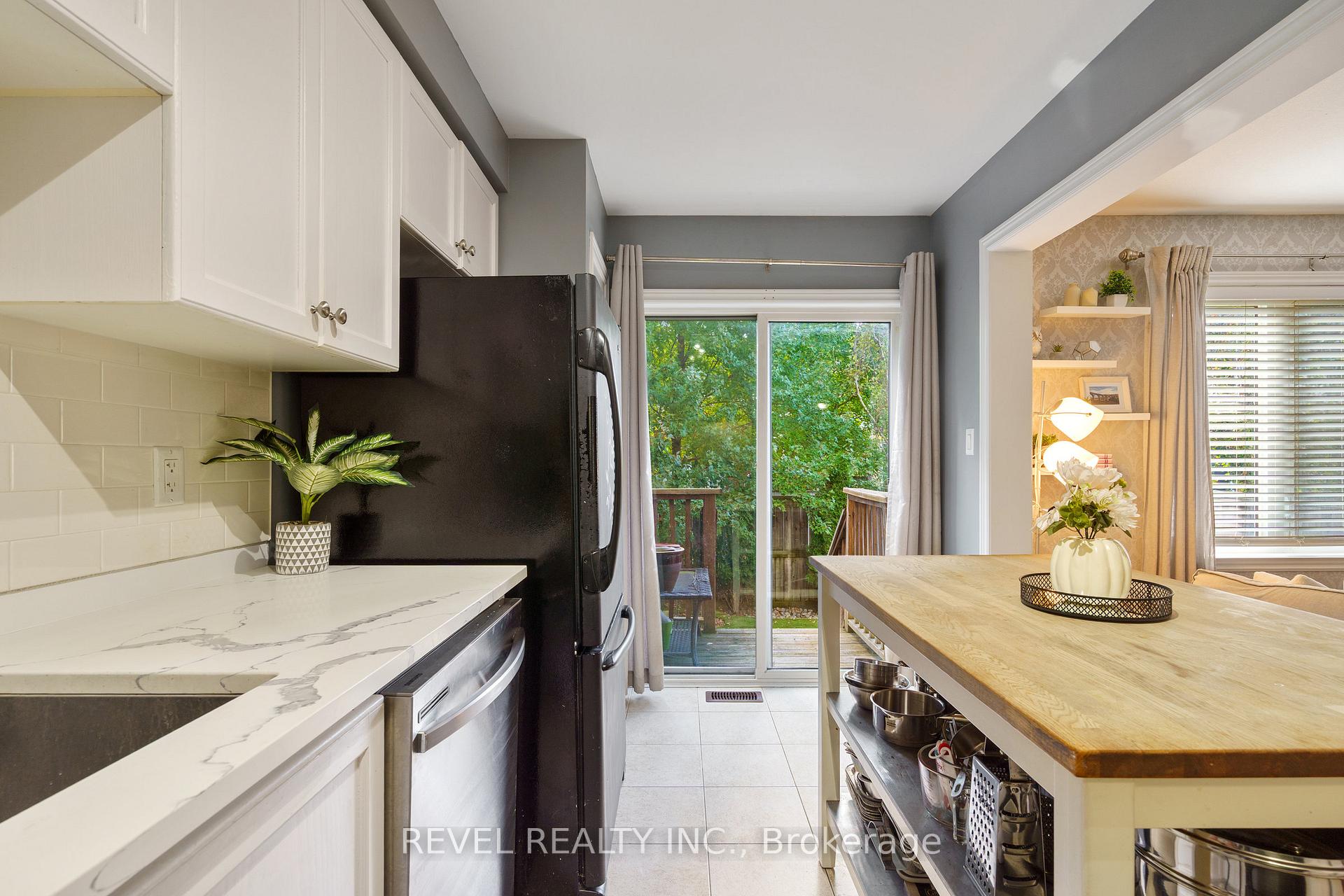 Photo 24 of Unit 35, 222 Fall Fair Way, Hamilton, Binbrook — HOMEH
