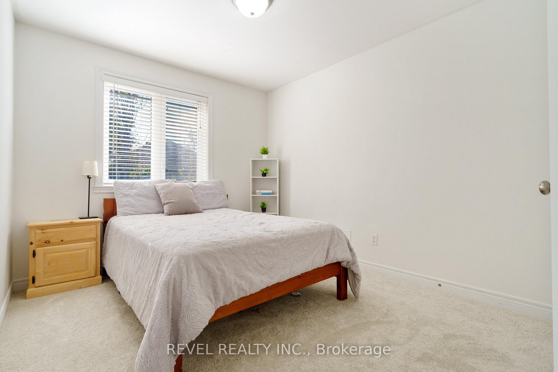 Photo 30 of Unit 35, 222 Fall Fair Way, Hamilton, Binbrook — HOMEH