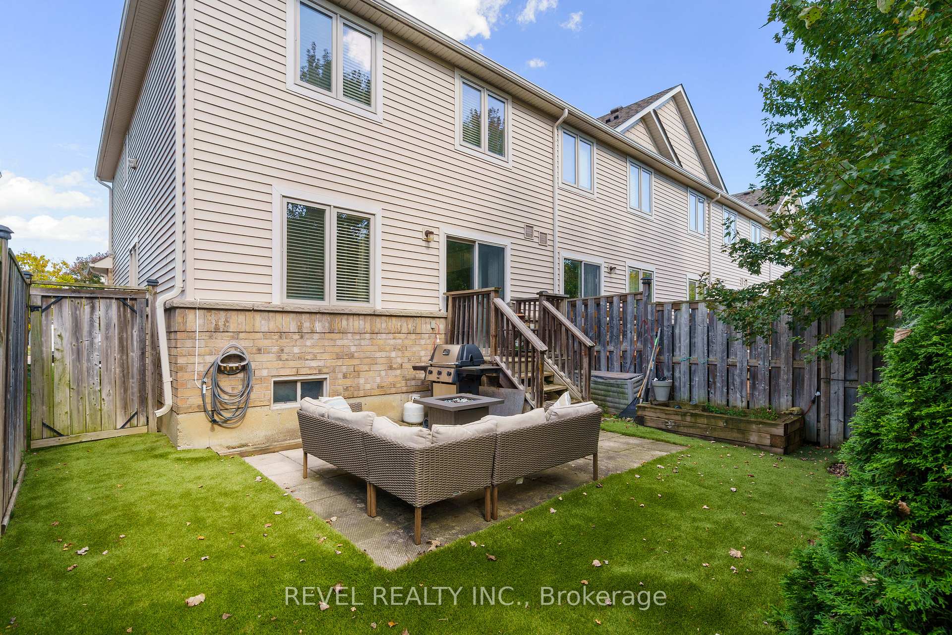 Photo 41 of Unit 35, 222 Fall Fair Way, Hamilton, Binbrook — HOMEH