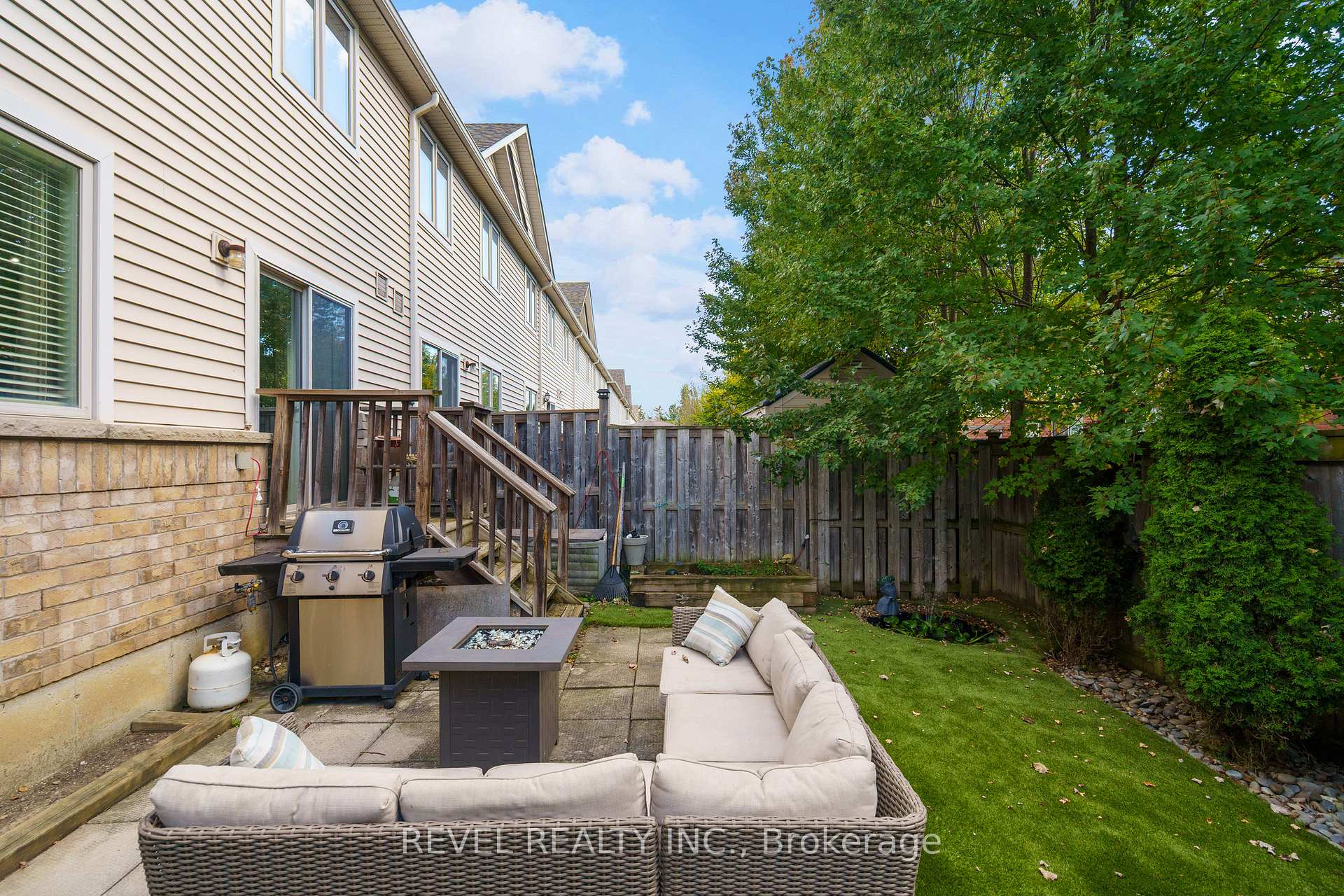 Photo 42 of Unit 35, 222 Fall Fair Way, Hamilton, Binbrook — HOMEH