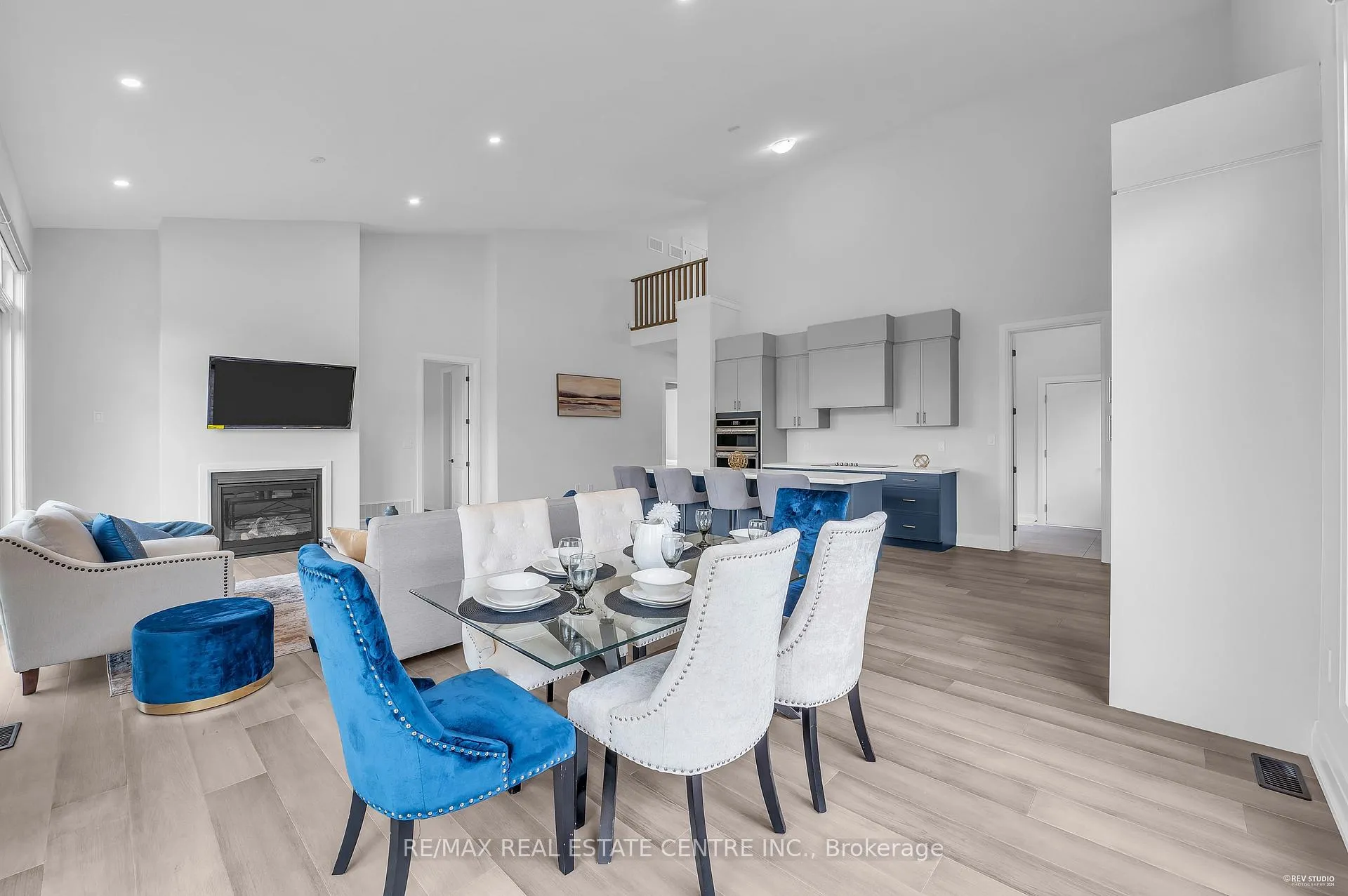 Photo 8 of 119 Sladden Court, Blue Mountains — HOMEH