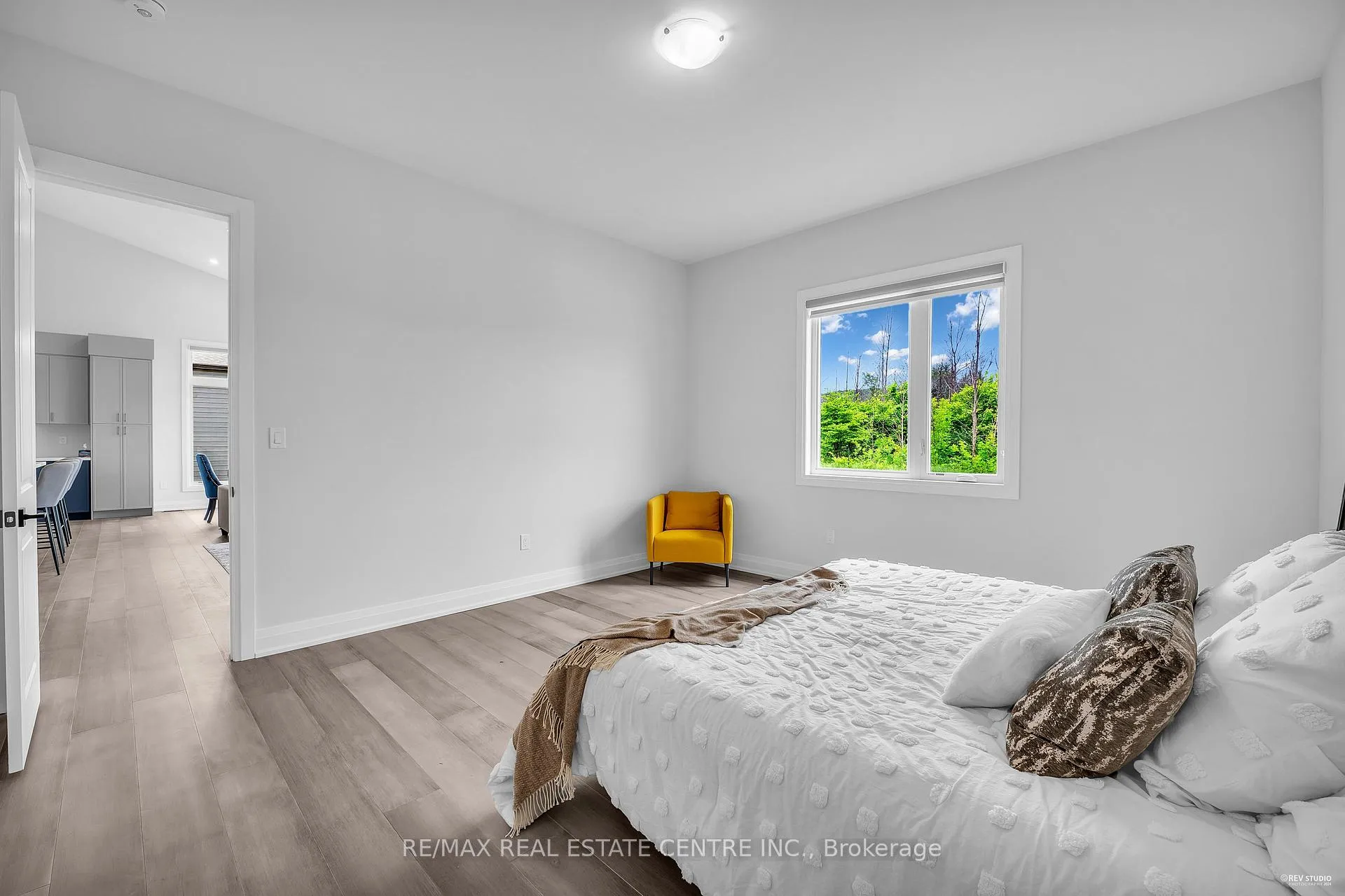 Photo 27 of 119 Sladden Court, Blue Mountains — HOMEH