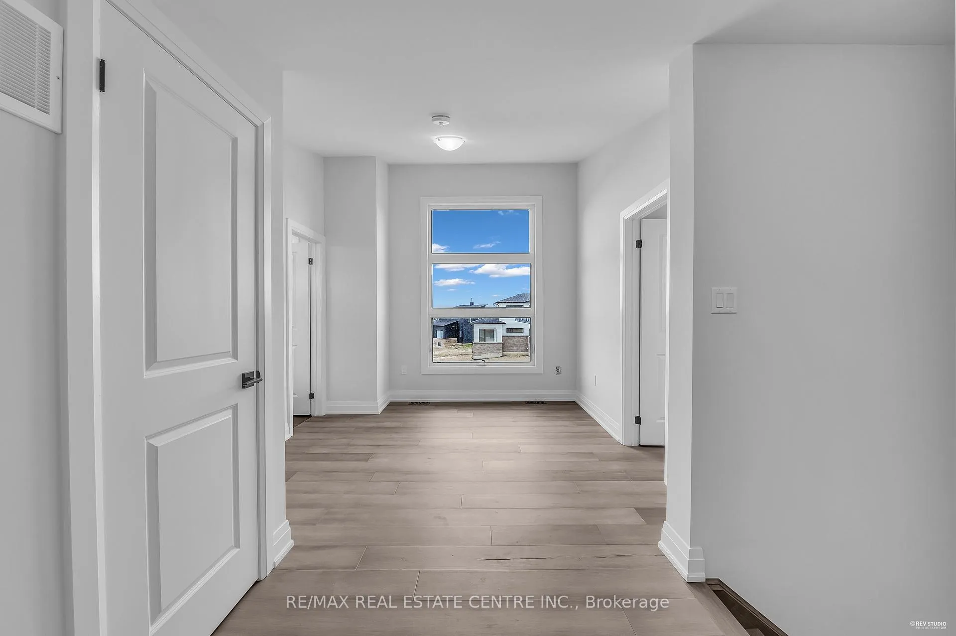 Photo 44 of 119 Sladden Court, Blue Mountains — HOMEH