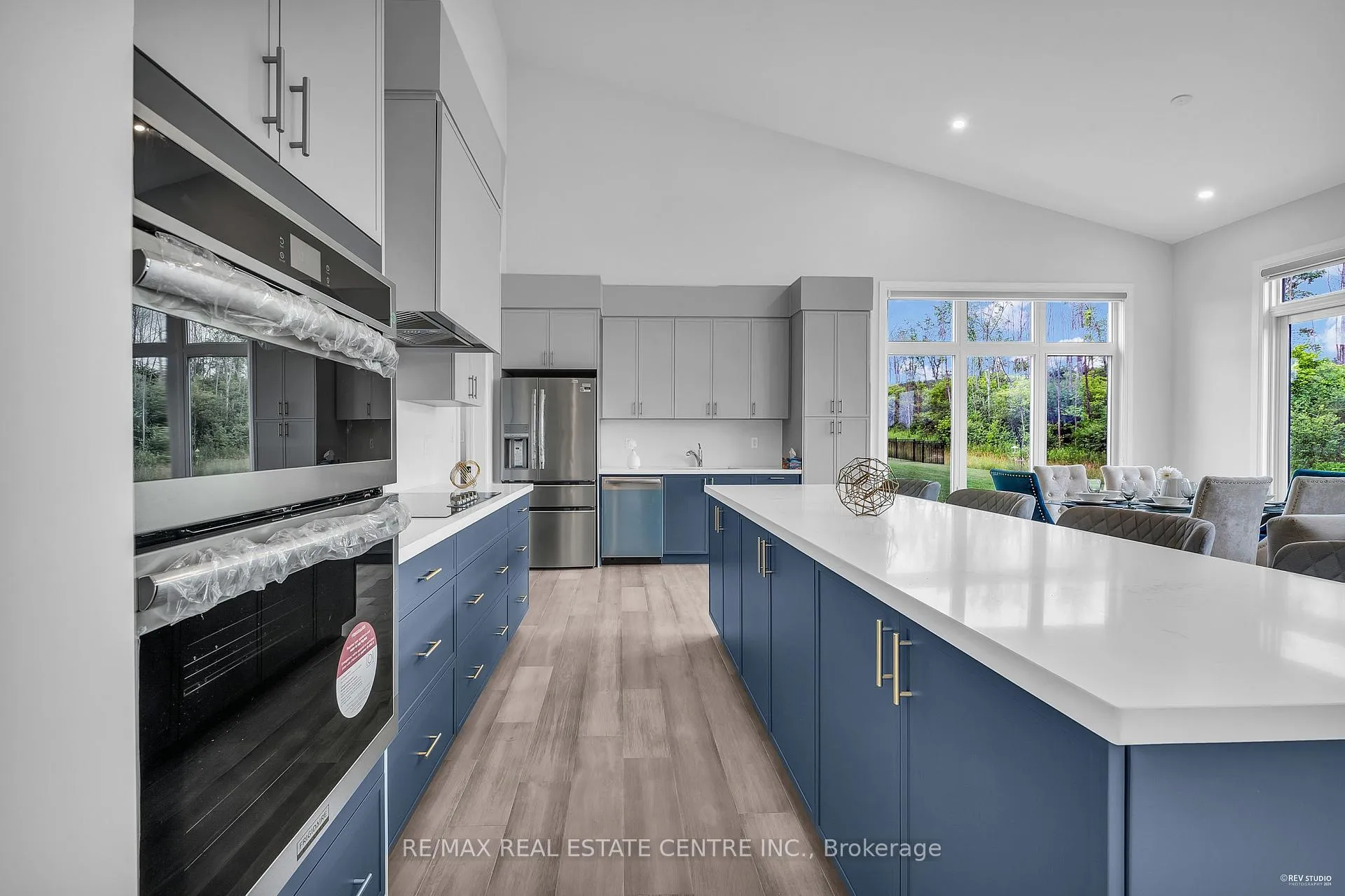 Photo 47 of 119 Sladden Court, Blue Mountains — HOMEH