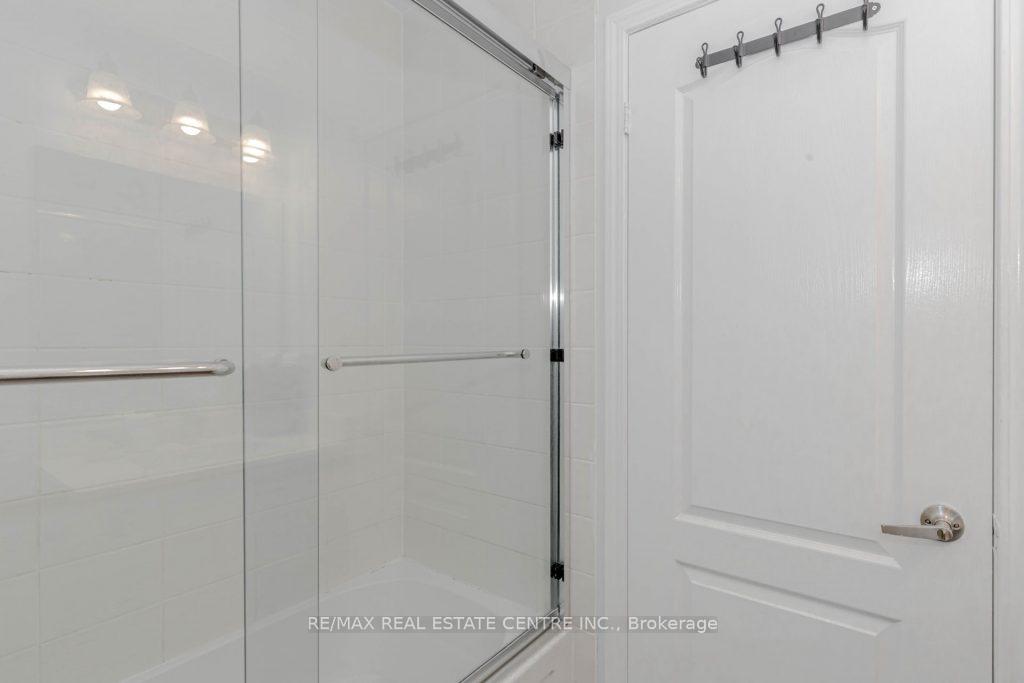 Photo 32 of 629 Attenborough Terrace, Milton, Willmott — HOMEH