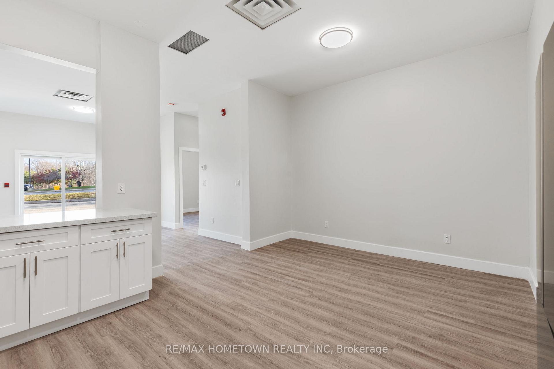 Photo 8 of Unit 8, 7829 Kent Boulevard, Brockville — HOMEH