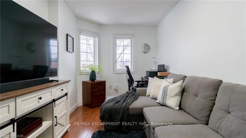 Photo 26 of 2062 Westmount Drive, Oakville, Westmount — HOMEH