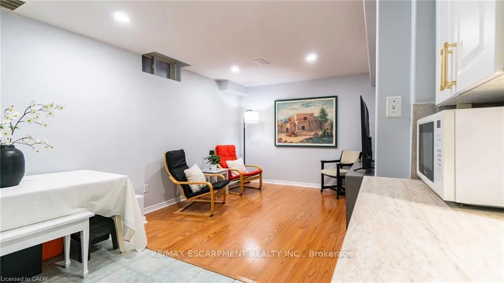 Photo 39 of 2062 Westmount Drive, Oakville, Westmount — HOMEH