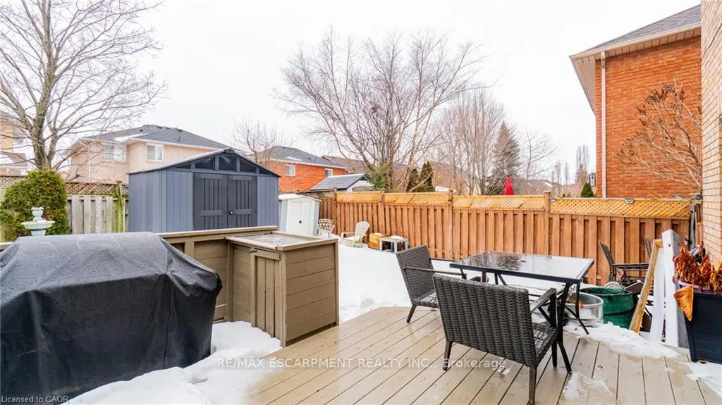 Photo 45 of 2062 Westmount Drive, Oakville, Westmount — HOMEH