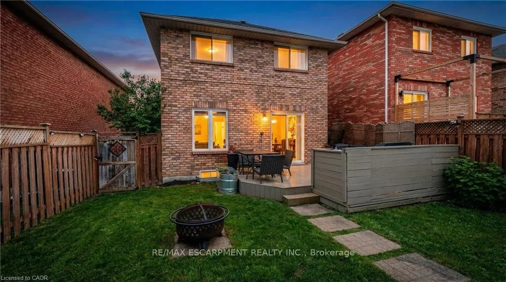 Photo 48 of 2062 Westmount Drive, Oakville, Westmount — HOMEH