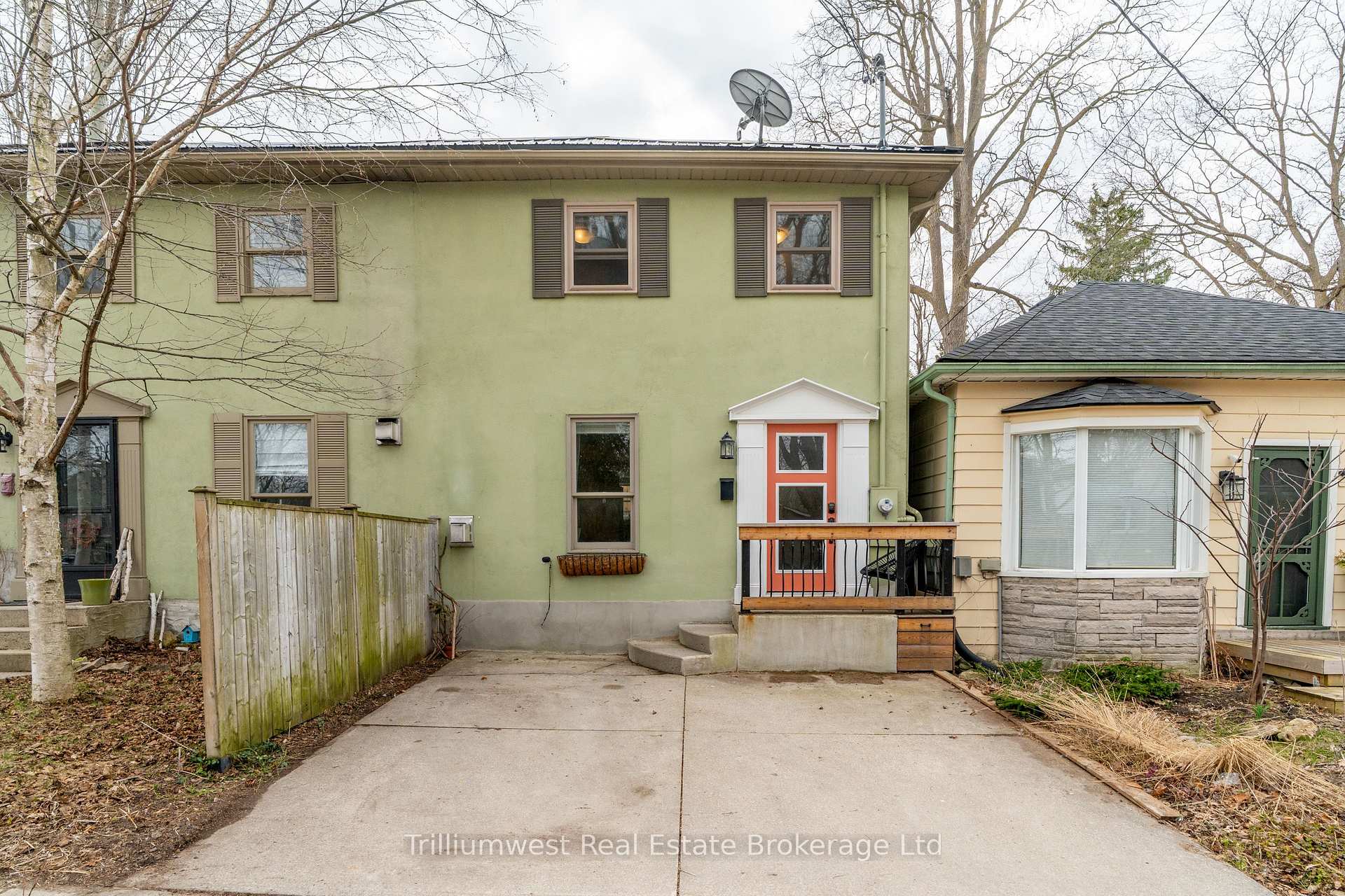 Photo 3 of 4 Dufferin Street, Guelph, Exhibition Park — HOMEH