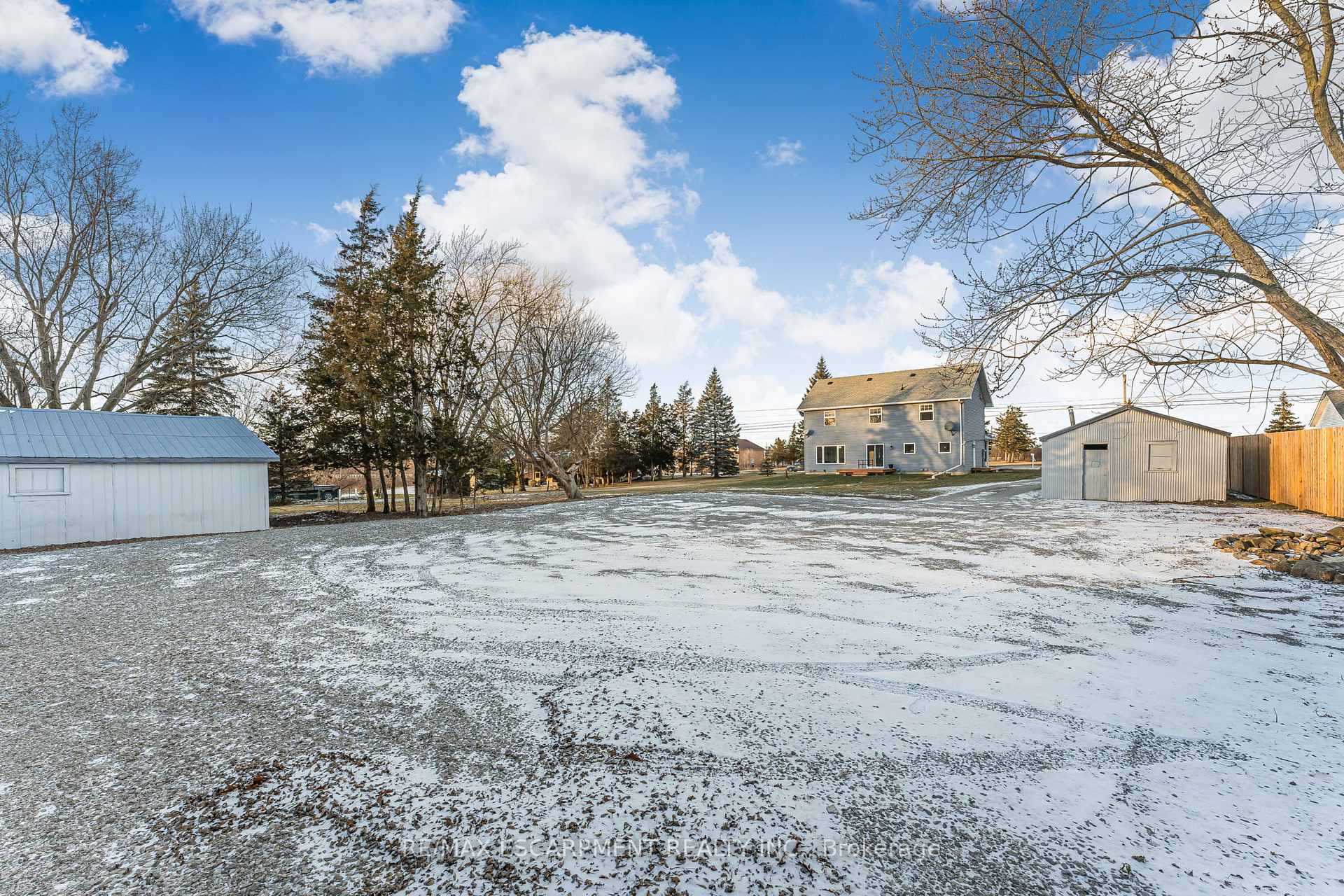 Photo 7 of 7580 Regional 20 Road, Grimsby, Grimsby Escarpment — HOMEH