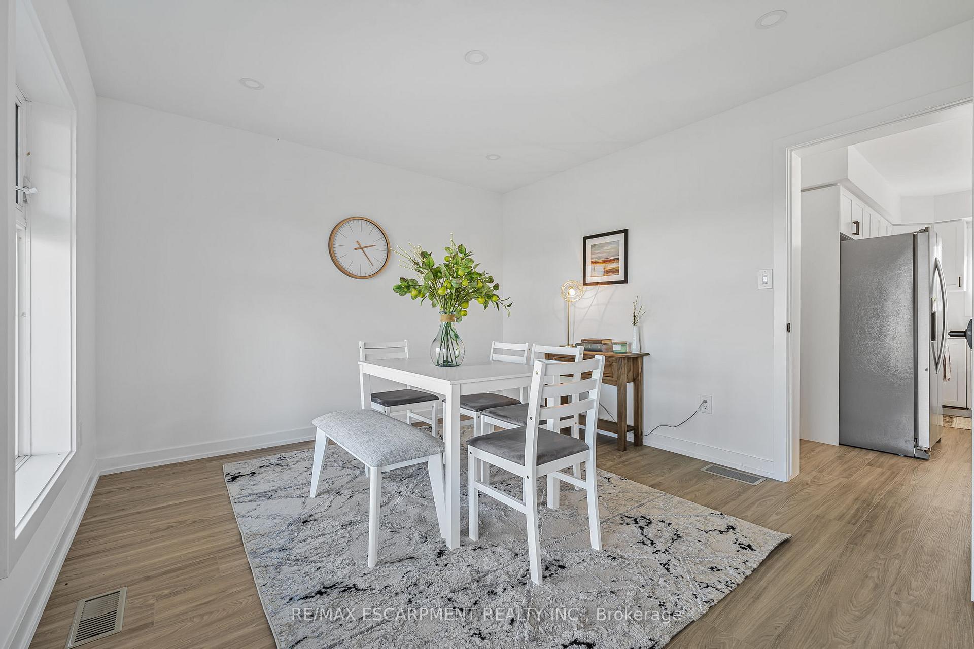 Photo 20 of 7580 Regional 20 Road, Grimsby, Grimsby Escarpment — HOMEH