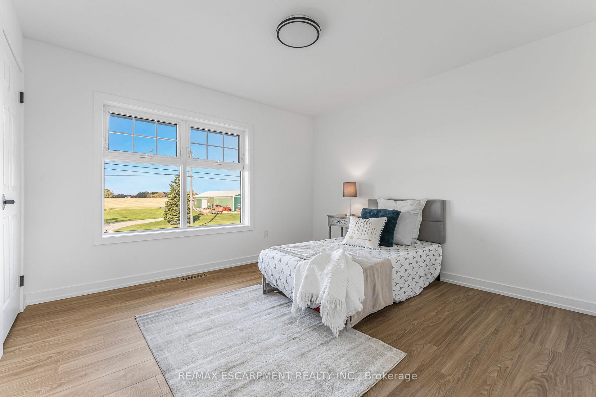 Photo 31 of 7580 Regional 20 Road, Grimsby, Grimsby Escarpment — HOMEH