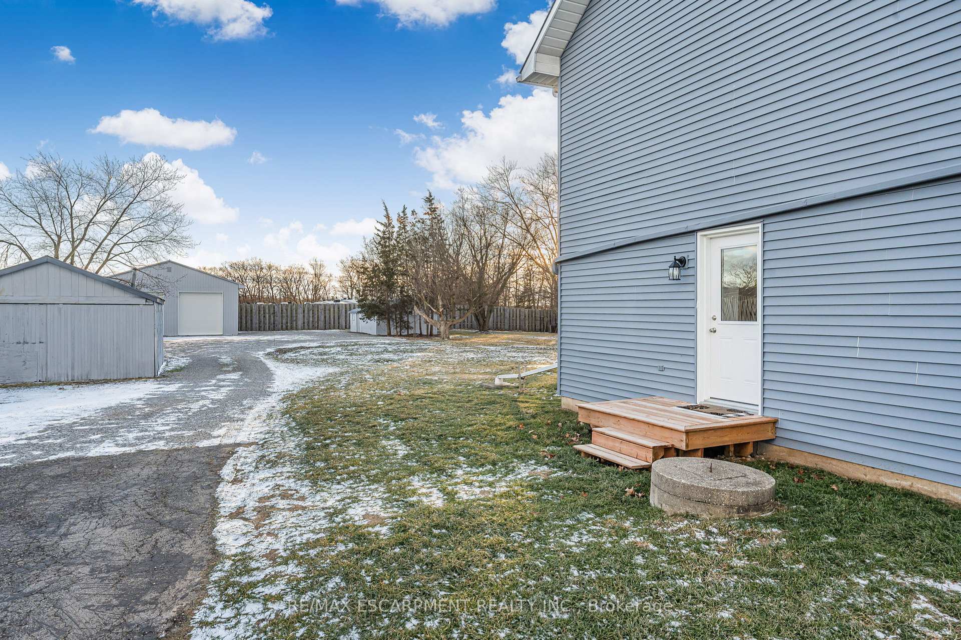 Photo 34 of 7580 Regional 20 Road, Grimsby, Grimsby Escarpment — HOMEH