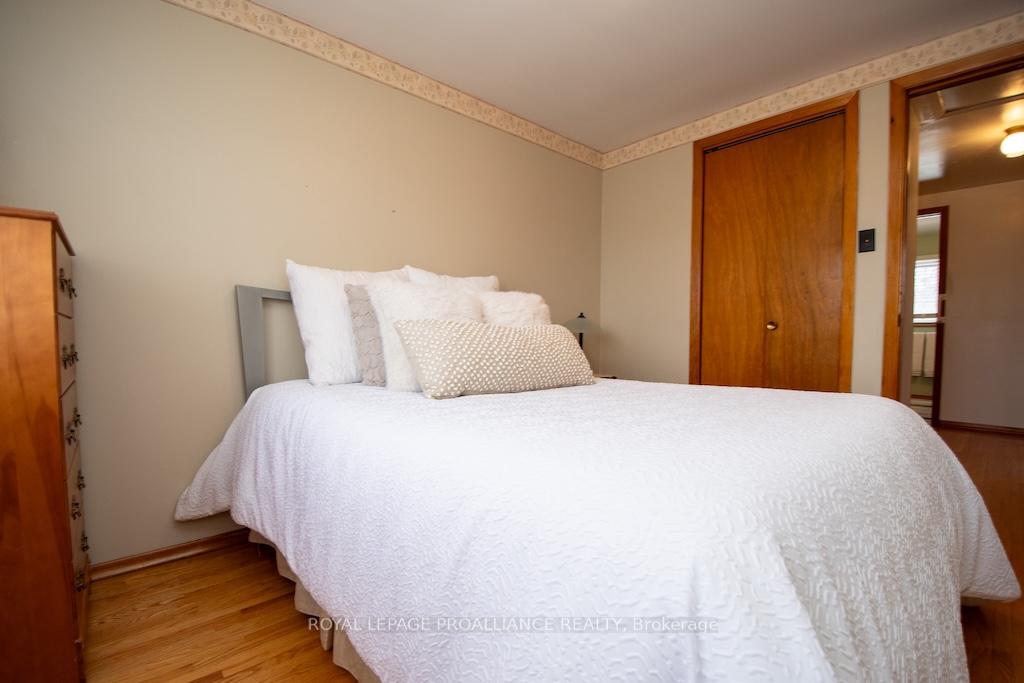 Photo 24 of 632 Saugeen Crescent, Peterborough, Ashburnham Ward 4 — HOMEH
