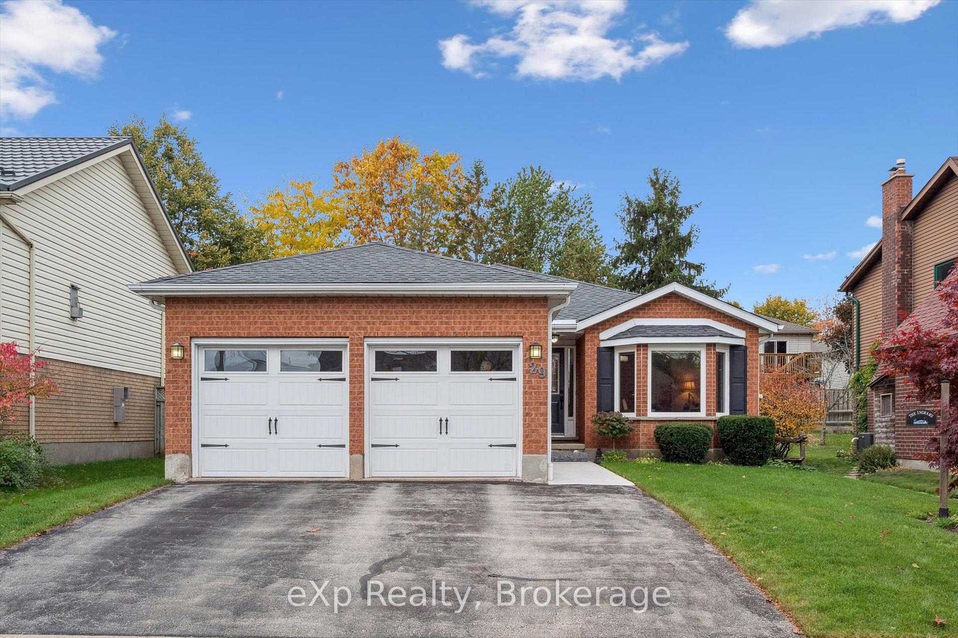 Photo 4 of 29 Celia Crescent, Guelph, Dovercliffe Park/Old University — HOMEH