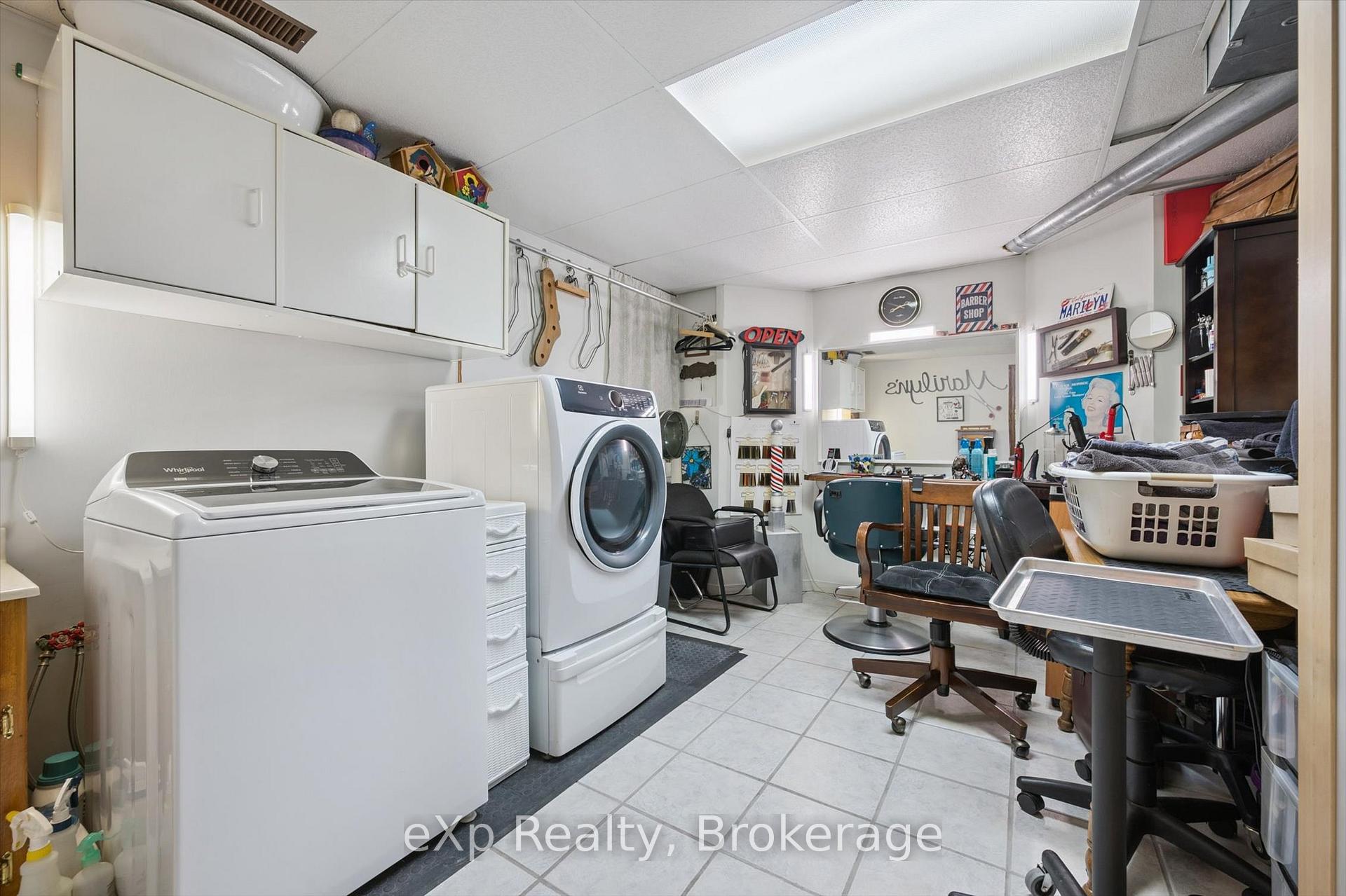 Photo 34 of 29 Celia Crescent, Guelph, Dovercliffe Park/Old University — HOMEH