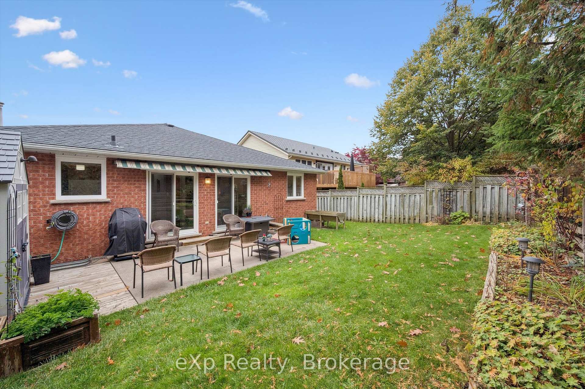 Photo 38 of 29 Celia Crescent, Guelph, Dovercliffe Park/Old University — HOMEH