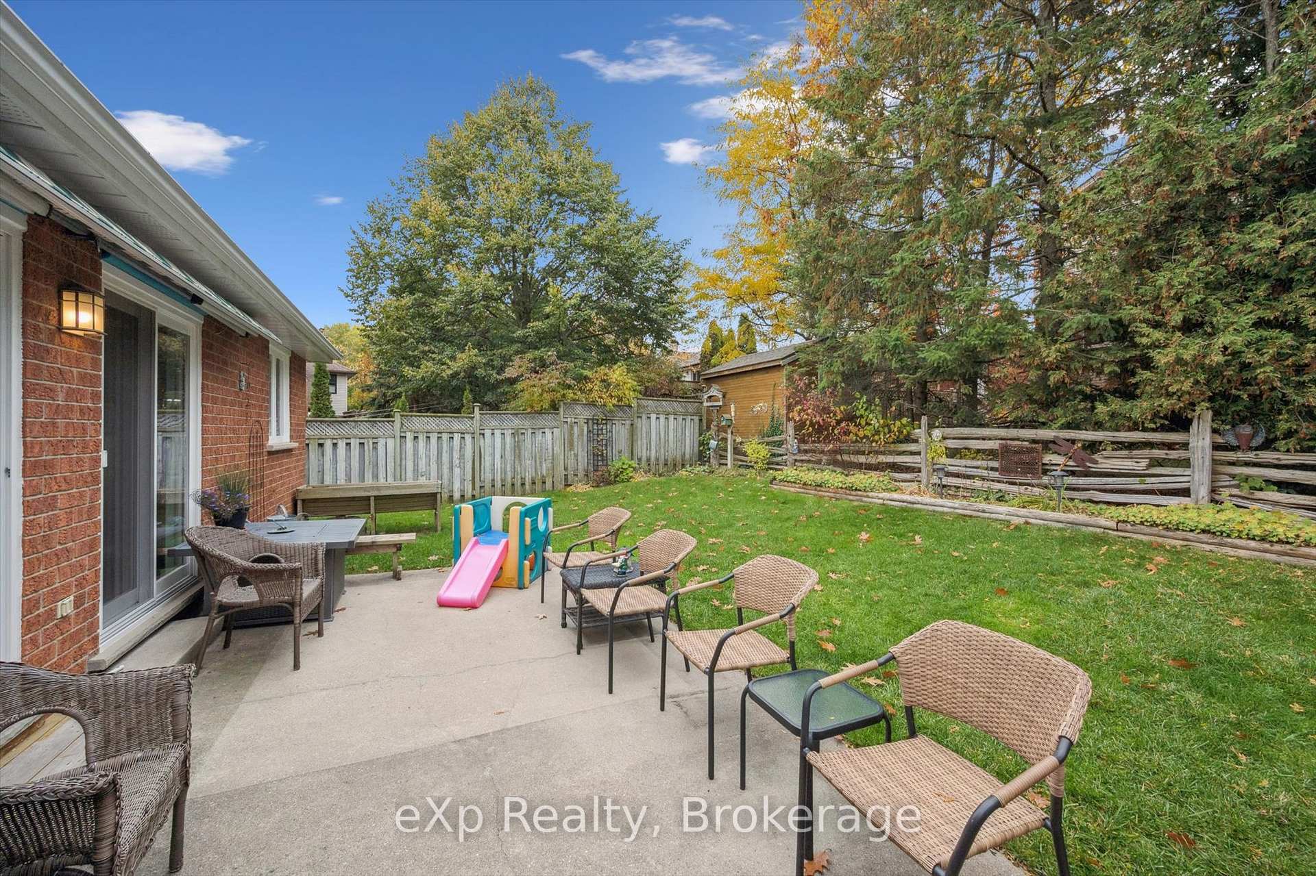 Photo 39 of 29 Celia Crescent, Guelph, Dovercliffe Park/Old University — HOMEH