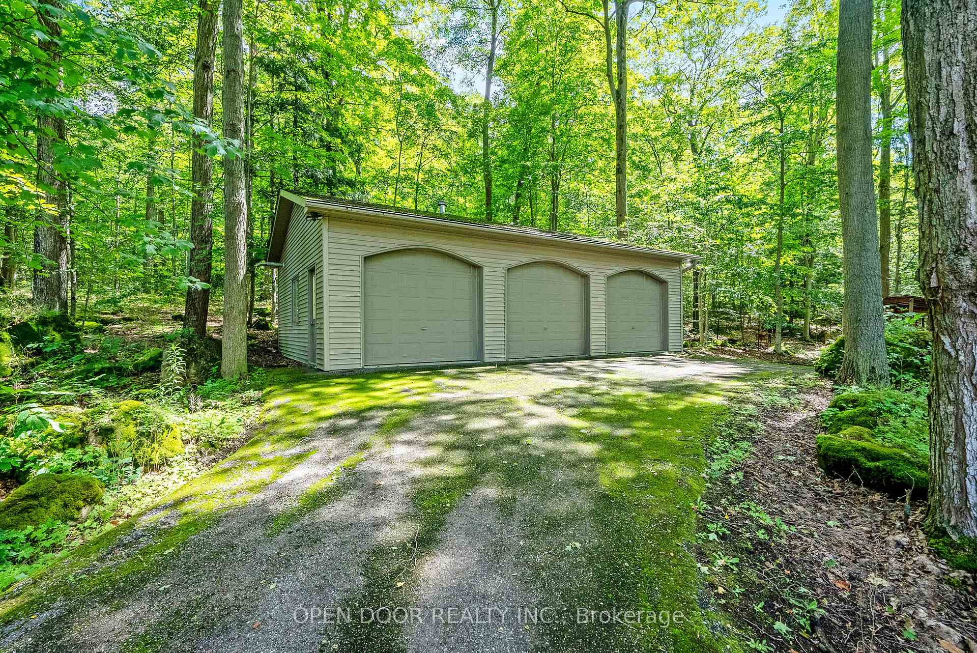 Photo 4 of 8575 Twiss Road, Milton, Rural Milton West — HOMEH