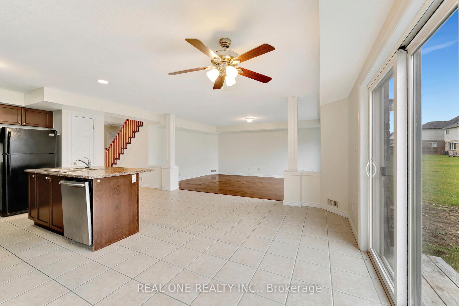 Photo 11 of Unit A, 104 Norma Crescent, Guelph, Victoria North — HOMEH