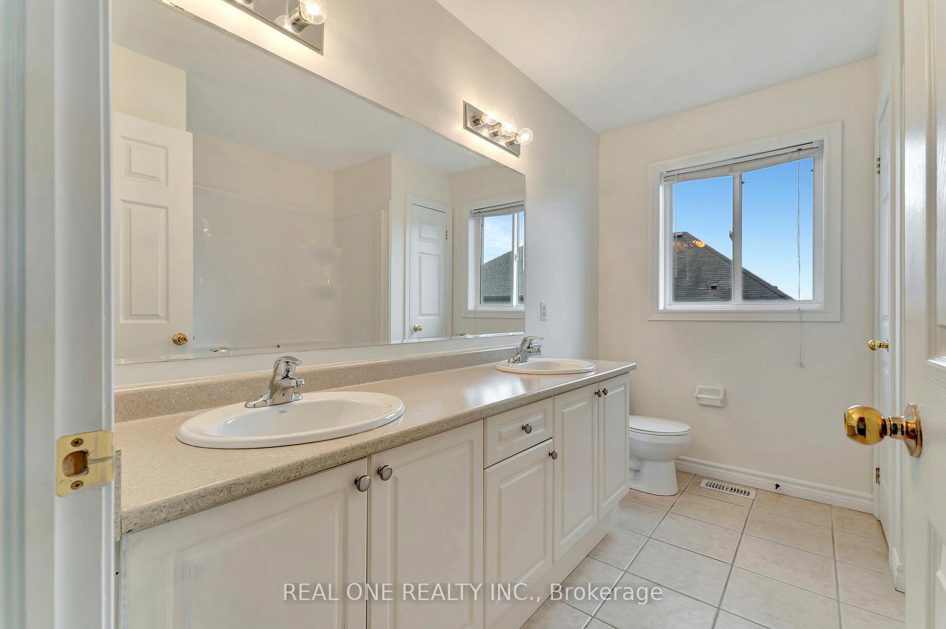 Photo 23 of Unit A, 104 Norma Crescent, Guelph, Victoria North — HOMEH