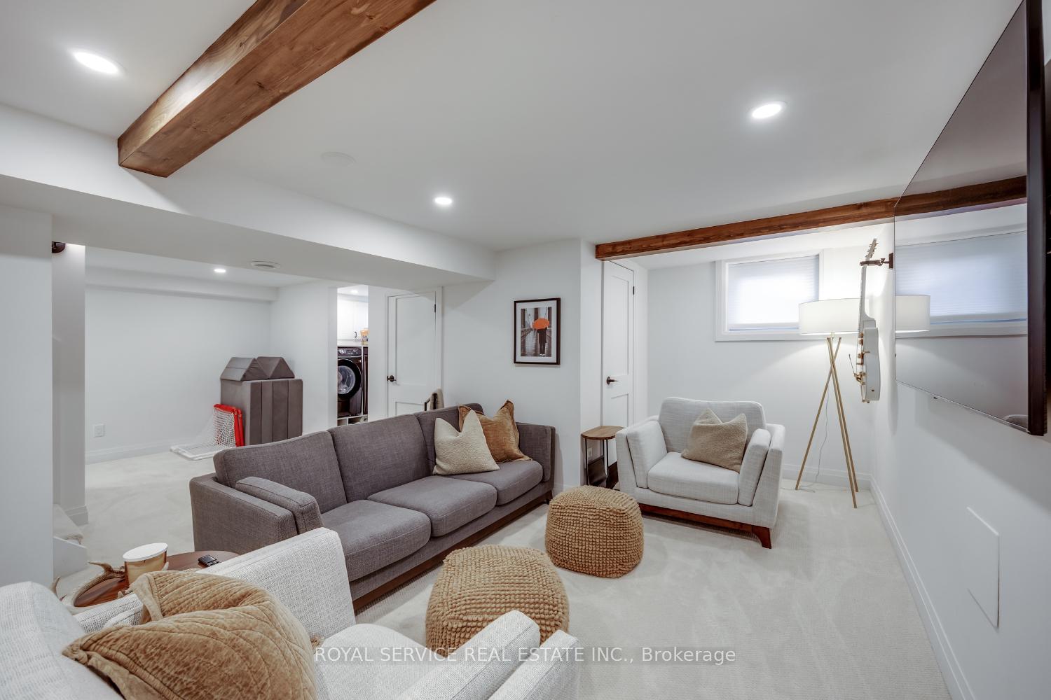 Photo 27 of 11 Ephgrave Boulevard, Peterborough, Otonabee Ward 1 — HOMEH