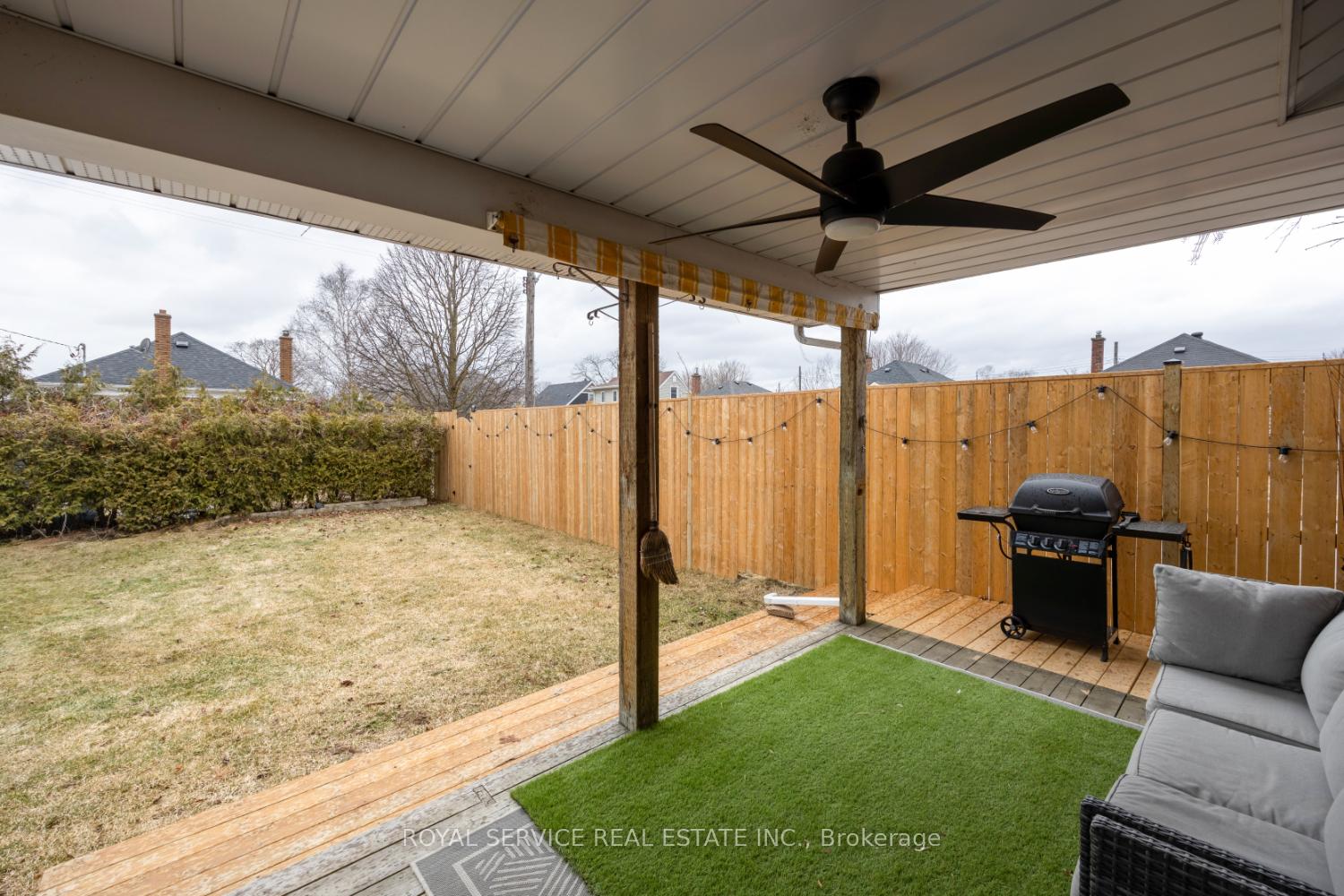 Photo 38 of 11 Ephgrave Boulevard, Peterborough, Otonabee Ward 1 — HOMEH