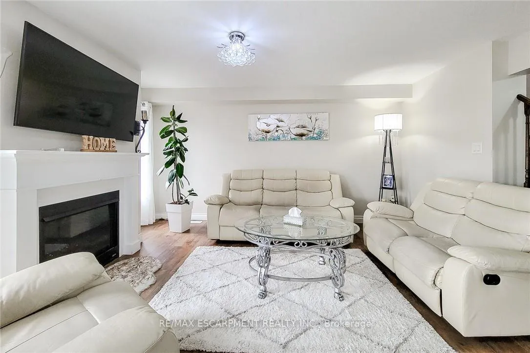Photo 10 of 76 McAllistar Drive, Hamilton, Binbrook — HOMEH