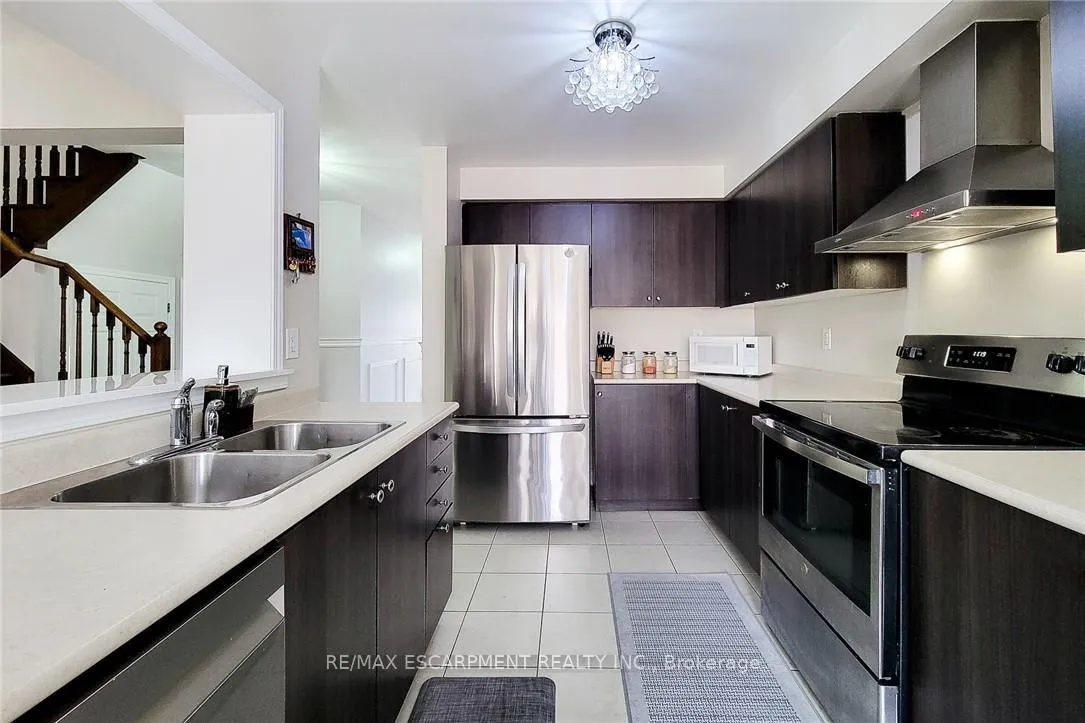 Photo 19 of 76 McAllistar Drive, Hamilton, Binbrook — HOMEH