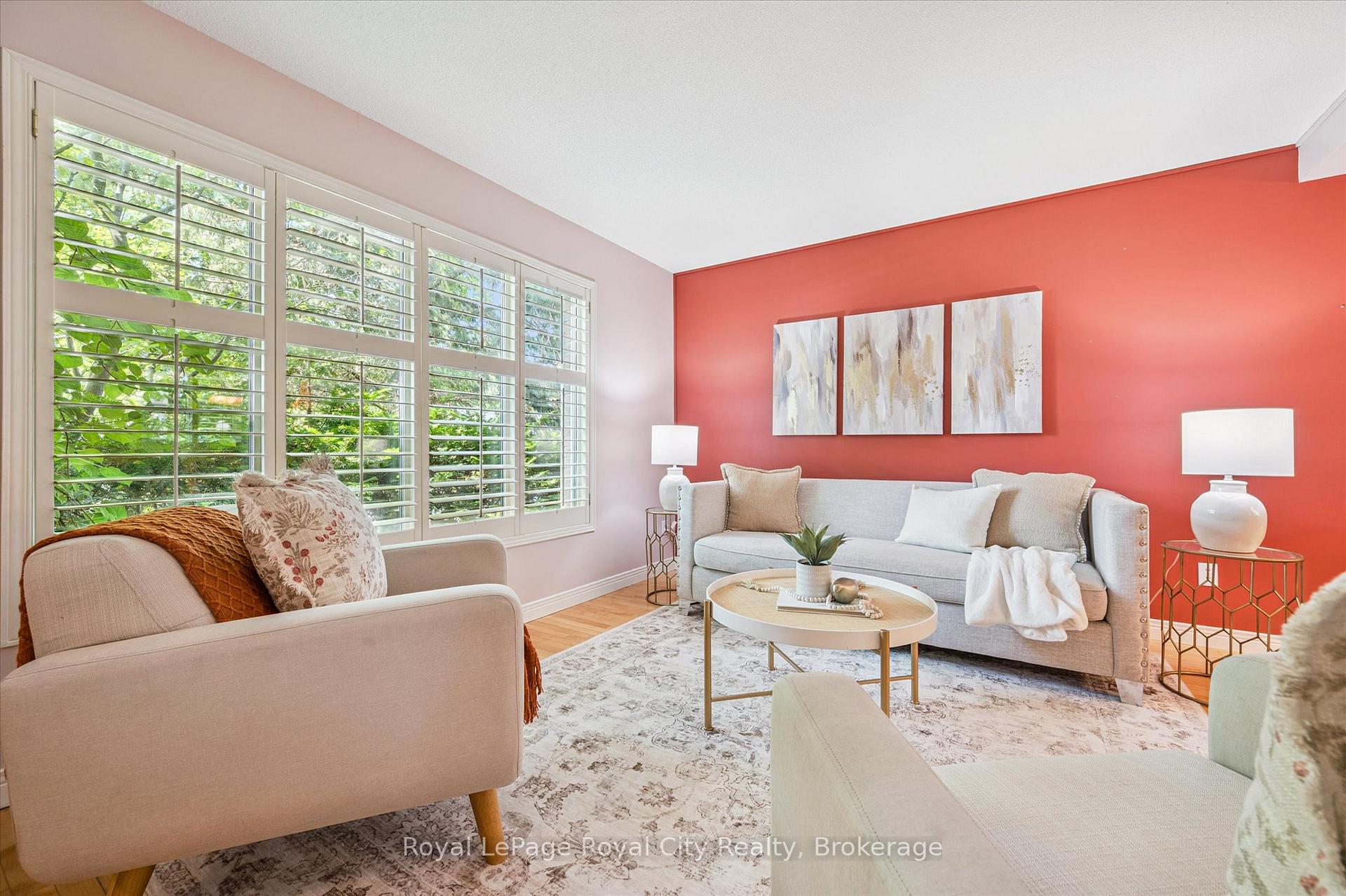Photo 6 of 17 Springdale Boulevard, Guelph, Willow West/Sugarbush/West Acres — HOMEH