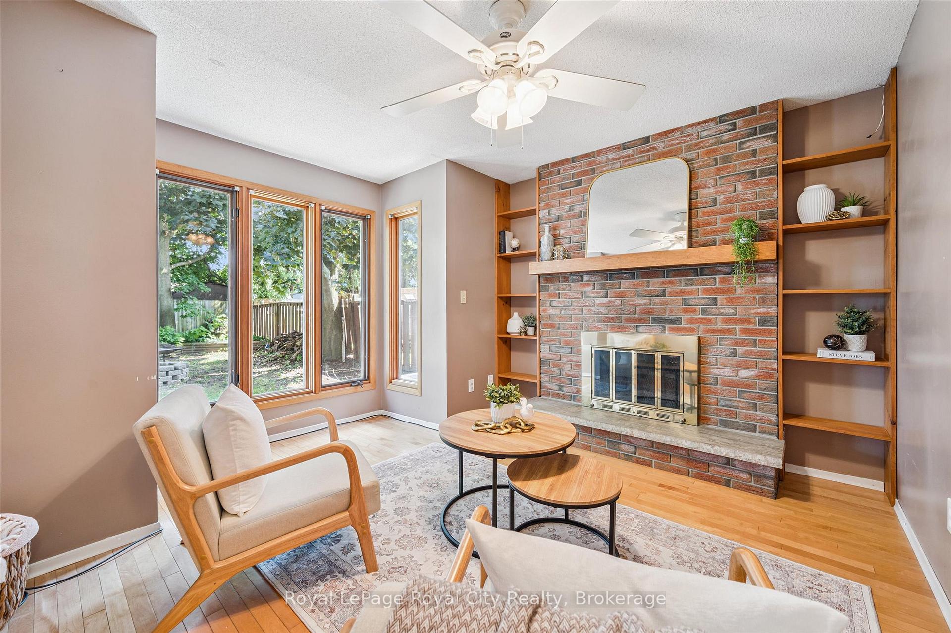 Photo 15 of 17 Springdale Boulevard, Guelph, Willow West/Sugarbush/West Acres — HOMEH