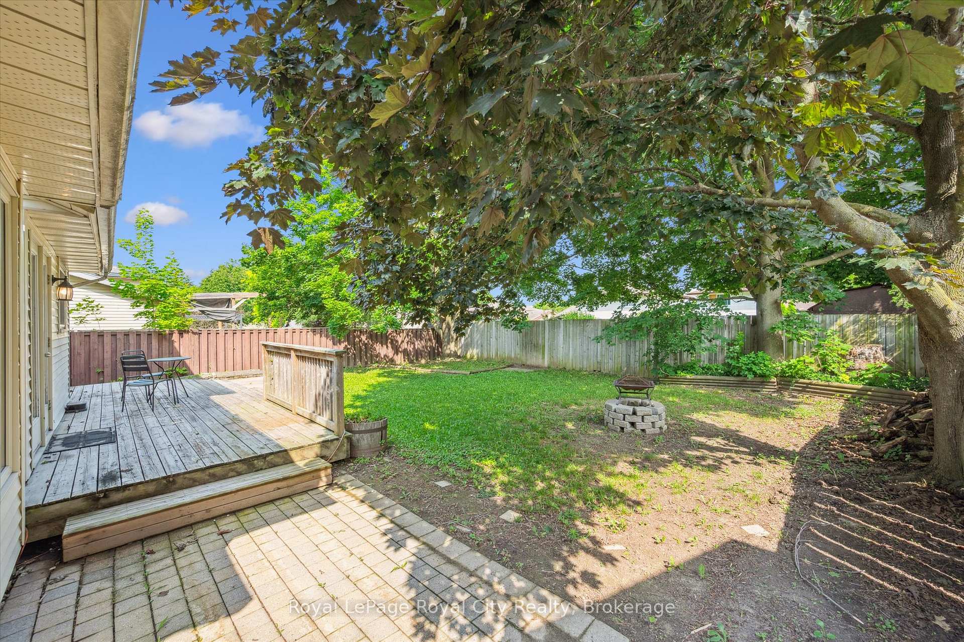 Photo 33 of 17 Springdale Boulevard, Guelph, Willow West/Sugarbush/West Acres — HOMEH