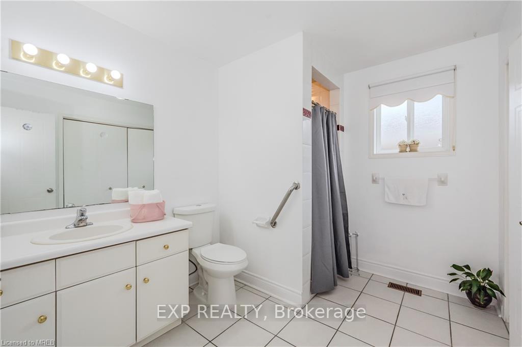 Photo 8 of 119 Silurian Drive, Guelph, Grange Road — HOMEH