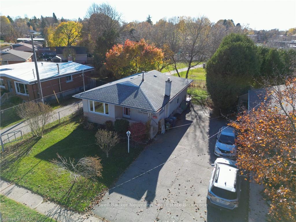 Photo 3 of Unit UPPER, 26 Balmoral Drive, Guelph, Riverside Park — HOMEH