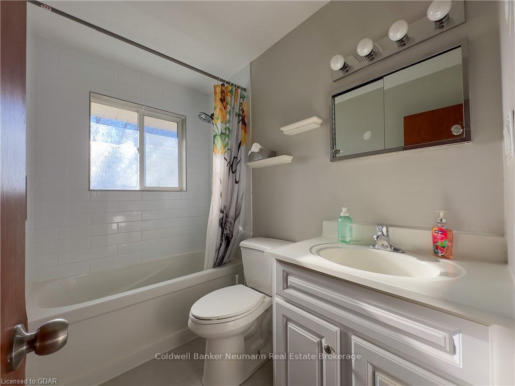 Photo 14 of Unit UPPER, 26 Balmoral Drive, Guelph, Riverside Park — HOMEH