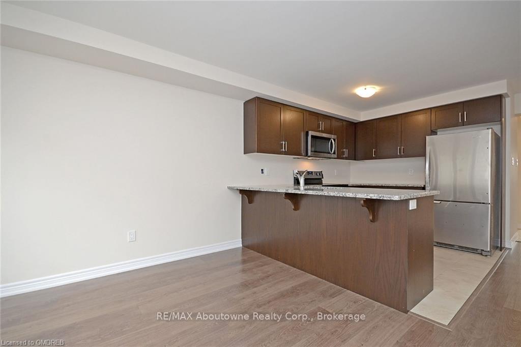 Photo 11 of 30 Skinner Drive, Guelph, Grange Road — HOMEH