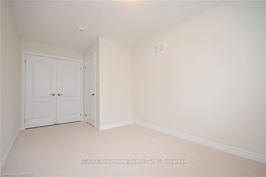 Photo 17 of 30 Skinner Drive, Guelph, Grange Road — HOMEH