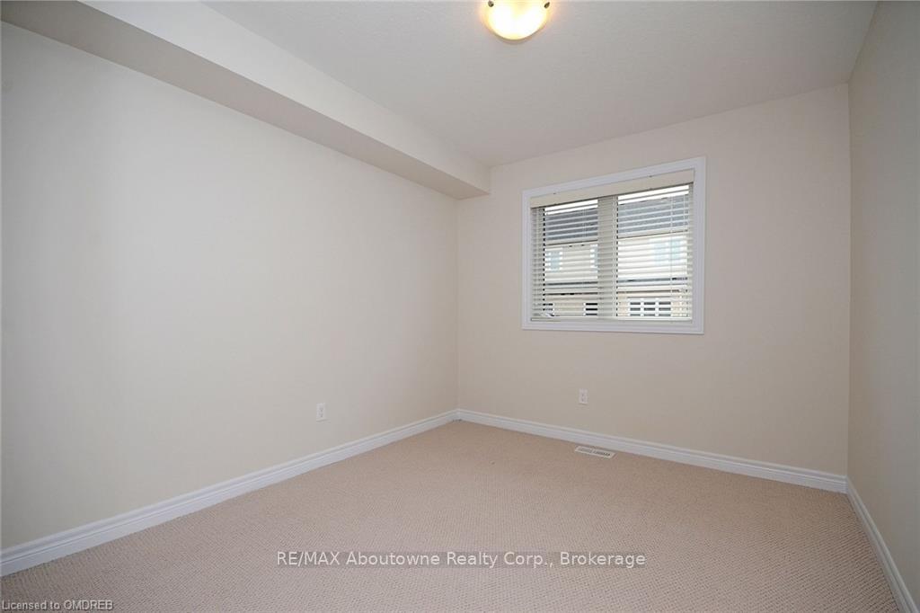 Photo 34 of 30 Skinner Drive, Guelph, Grange Road — HOMEH