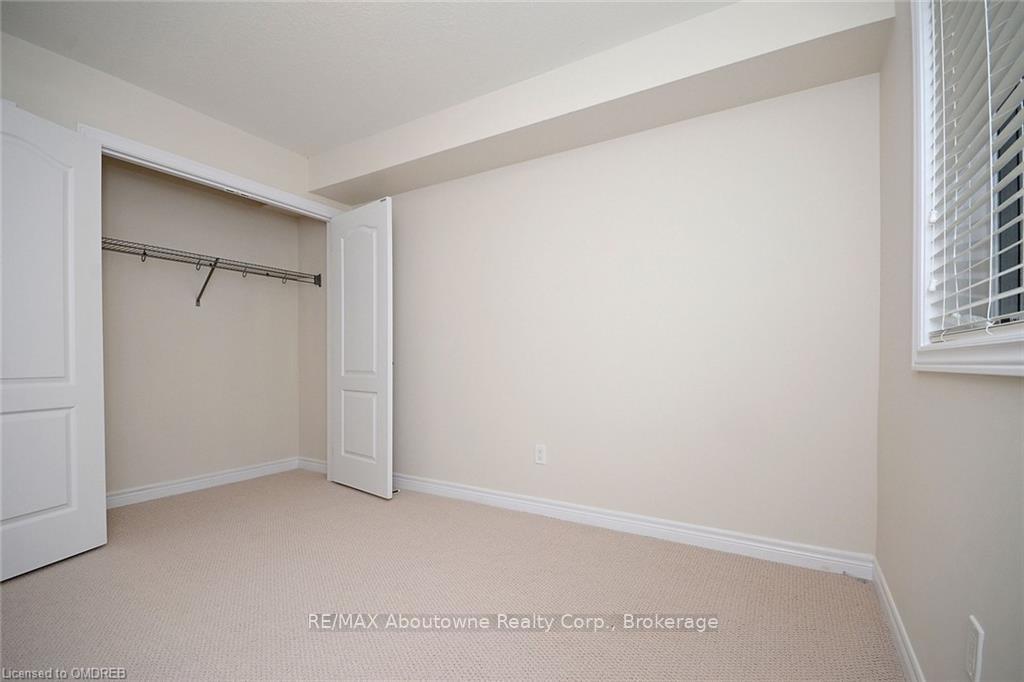 Photo 35 of 30 Skinner Drive, Guelph, Grange Road — HOMEH
