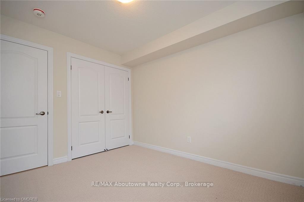 Photo 36 of 30 Skinner Drive, Guelph, Grange Road — HOMEH