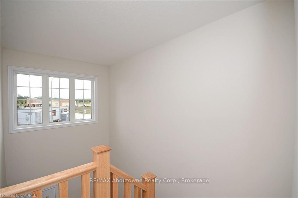 Photo 39 of 30 Skinner Drive, Guelph, Grange Road — HOMEH