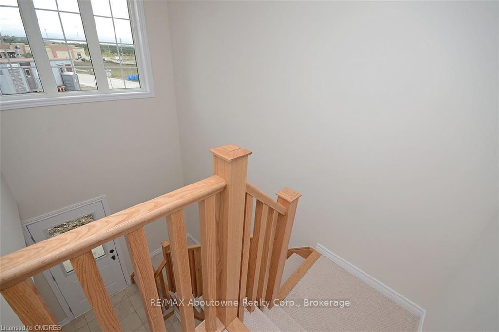 Photo 40 of 30 Skinner Drive, Guelph, Grange Road — HOMEH