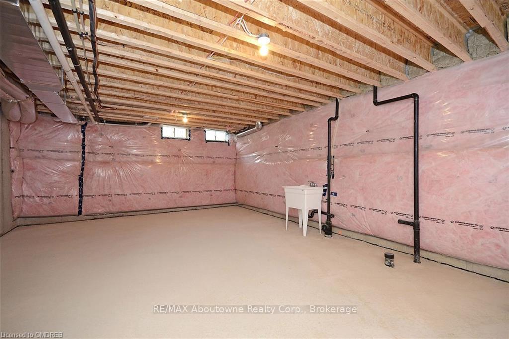 Photo 46 of 30 Skinner Drive, Guelph, Grange Road — HOMEH
